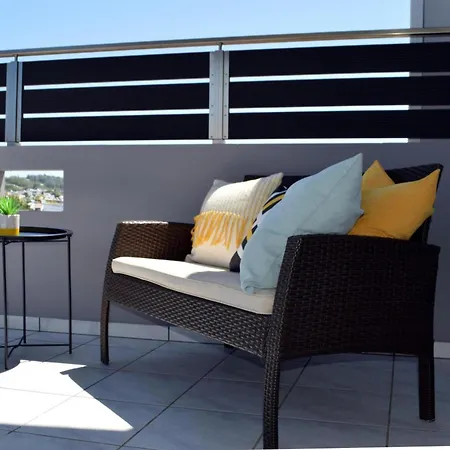 Stamatina's Luxury Penthouse In شقة