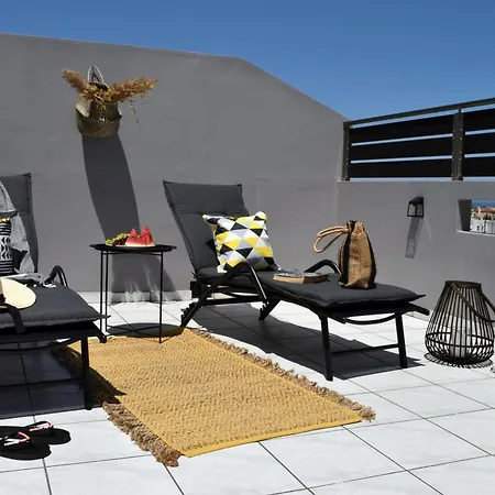 شقة Stamatina's Luxury Penthouse In Pastida